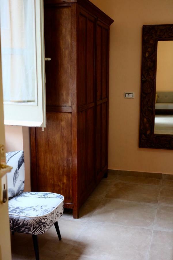 4 Balconi Liberty Apartments Lecce Buitenkant foto
