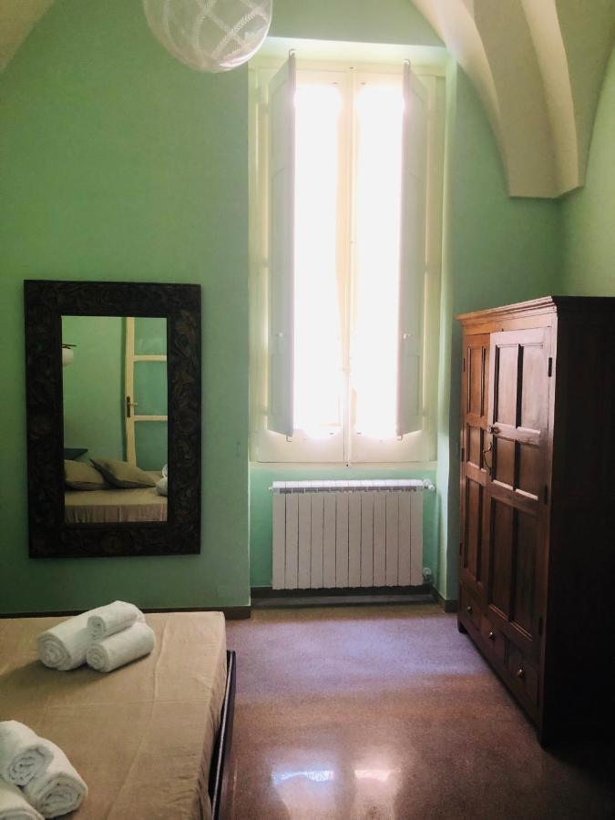 4 Balconi Liberty Apartments Lecce Buitenkant foto