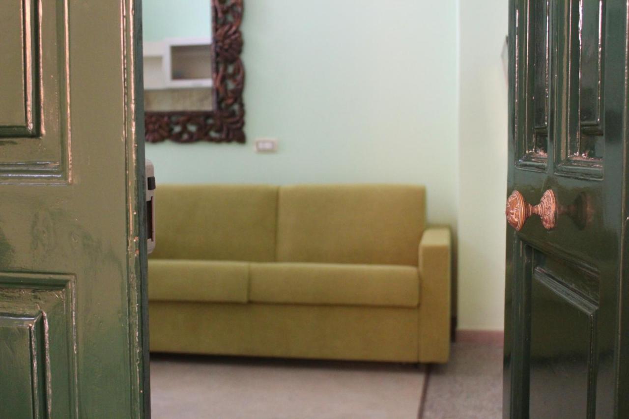 4 Balconi Liberty Apartments Lecce Buitenkant foto